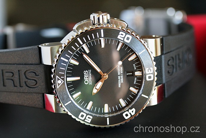 Oris Aquis date BAZAR 420150013
