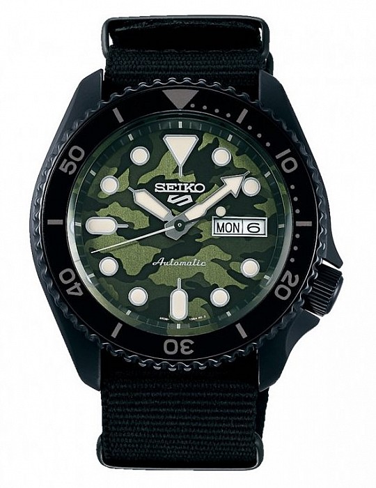 Seiko 5 Sports SRPJ37K1 - Camouflage Street Style