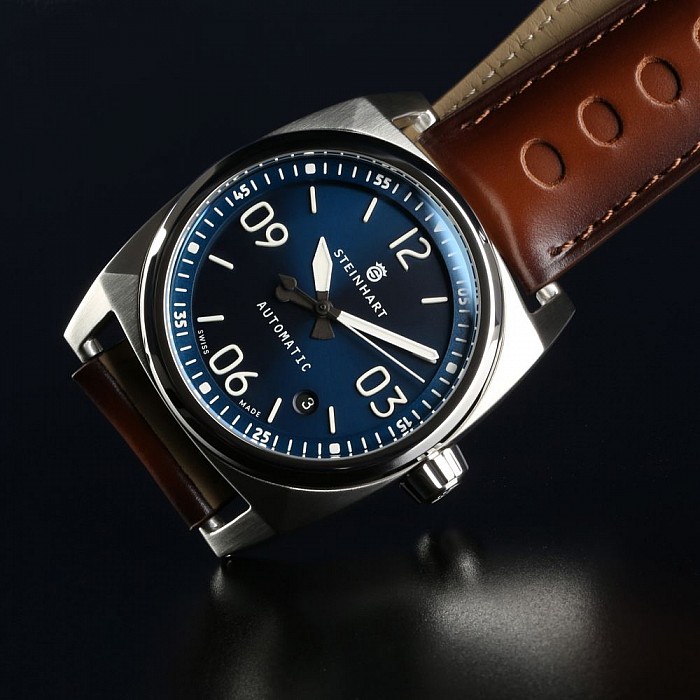 Steinhart Aviation blue