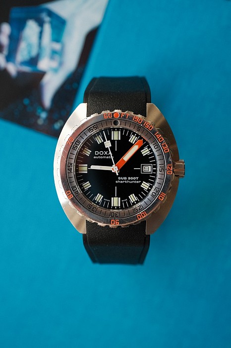 Doxa SUB 300T Sharkhunter Black KOMISE 420250041
