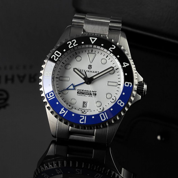 Steinhart Ocean GMT 42 white dial ceramic - limitovaná edice 200 kusů