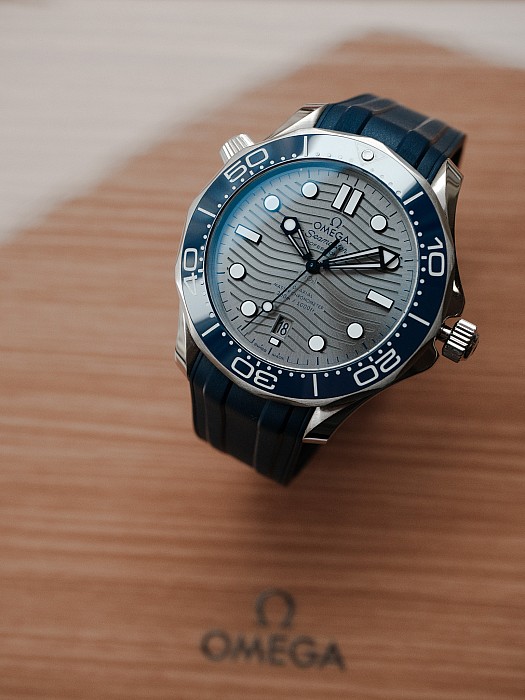 Omega Seamaster 210.32.42.20.06.001 KOMISE 420260002 - DIVER 300M CO‑AXIAL MASTER CHRONOMETER 42 MM