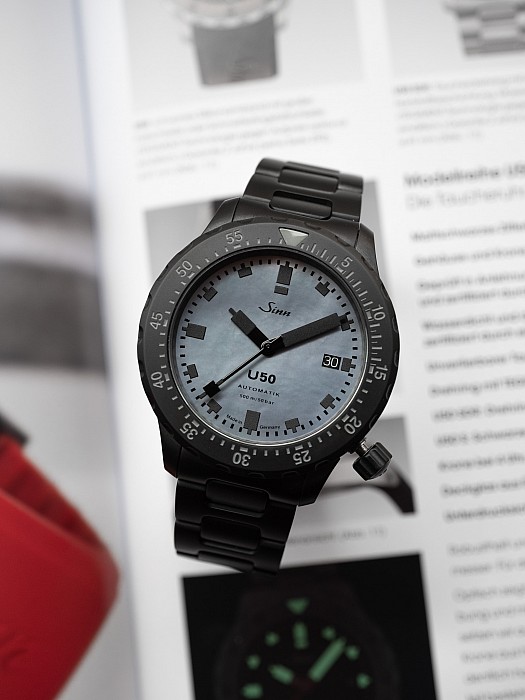 Sinn U50 S Perlmutt S KOMISE 420260017 - limitovaná edice 500 kusů