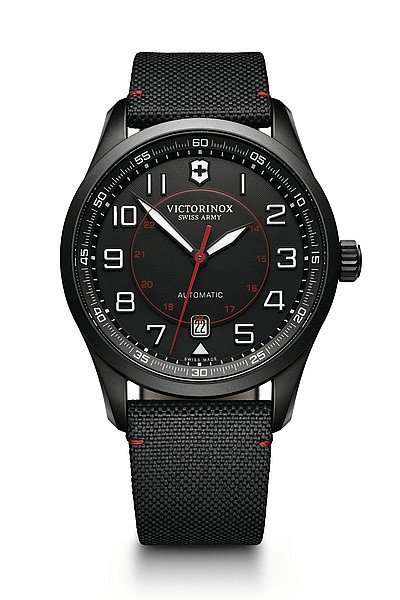 Victorinox AirBoss Mechanical Black Edition leather