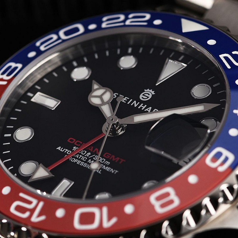 日本未上陸】STEINHART GMT-OCEAN One 39 blue-red (Steinhart