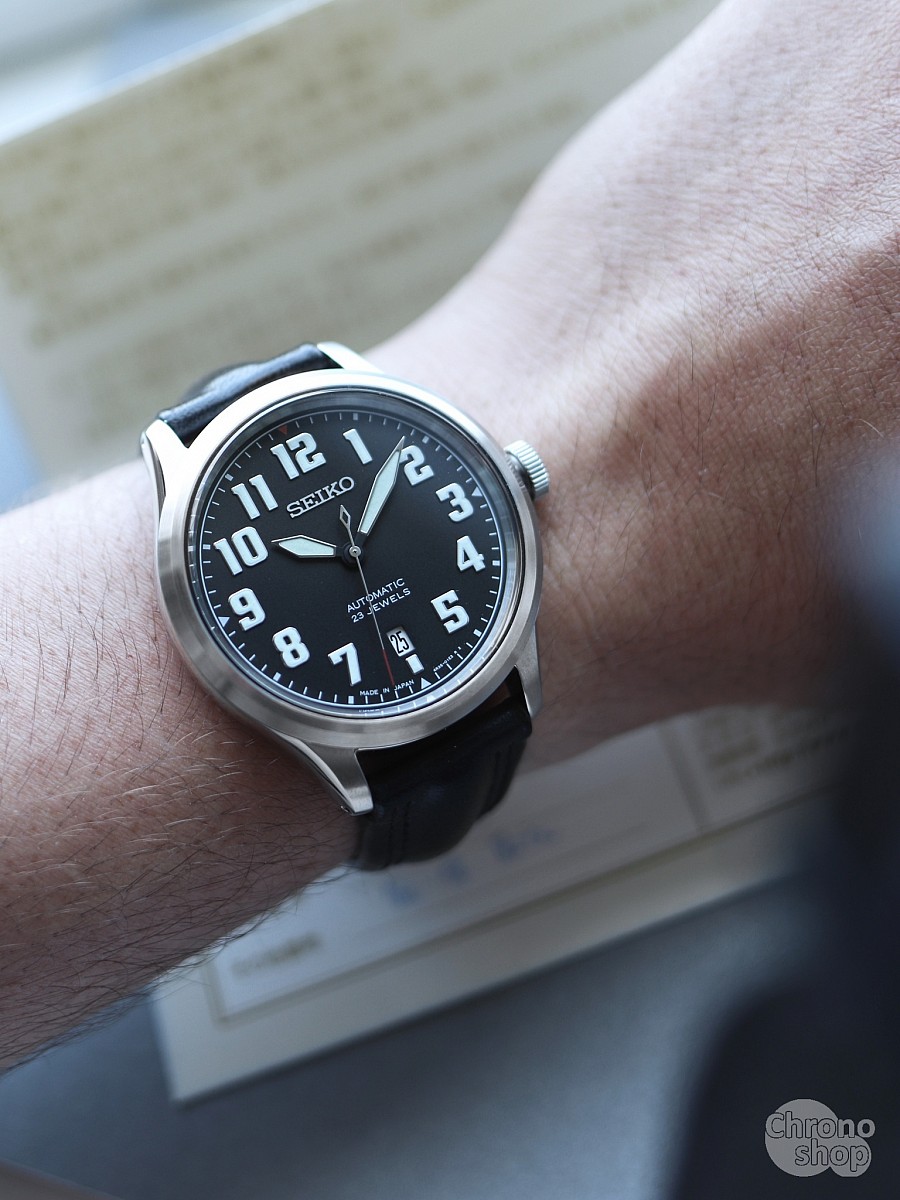 Seiko nano universe scve045 top