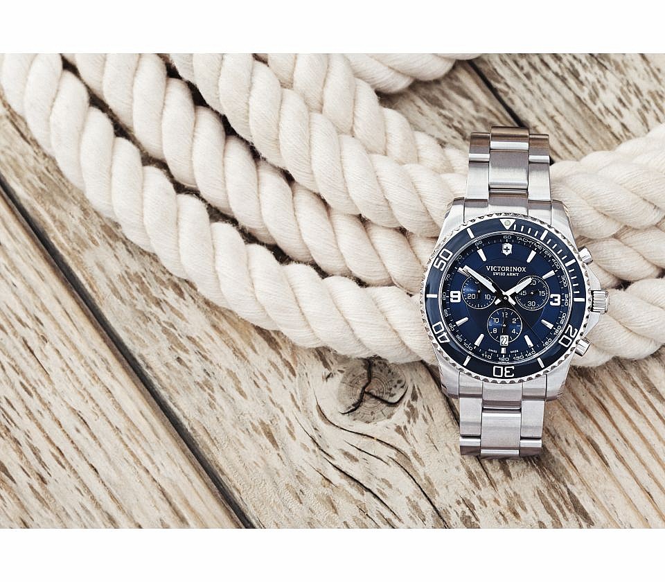 victorinox maverick chronograph gold