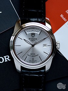 Tudor Glamour Date + Day KOMISE 420180060 - komisní prodej