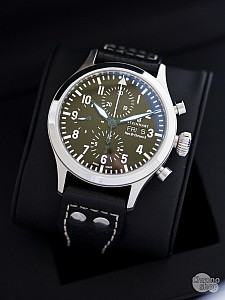 Steinhart Nav B-Chrono 44 mit Lederband KOMISE 420190036