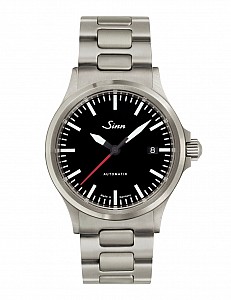 Sinn 556 I RS - červená vteřinovka