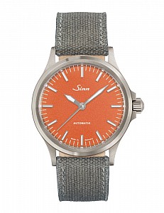 Sinn 556 Carnelian Red - limitovaná edice 400 kusů
