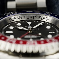 Steinhart OCEAN 44 GMT BLUE-RED