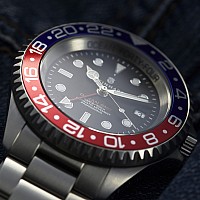 Steinhart OCEAN 44 GMT BLUE-RED