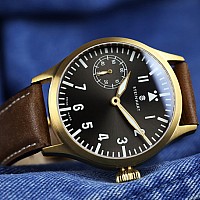 Steinhart Nav B-Uhr 47 Handaufzug Bronze