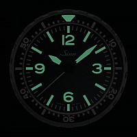 Sinn Analogue radio-controlled wall clock