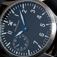 Steinhart Nav B-Uhr 44 Handaufzug KOMISE 420180059