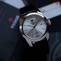 Tudor Glamour Date + Day KOMISE 420180060