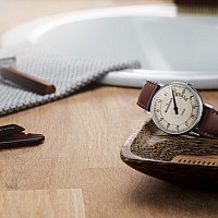 MeisterSinger Vintago VT903