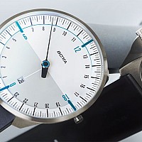 Botta-Design UNO 24+ White/Blue Titanium Quartz