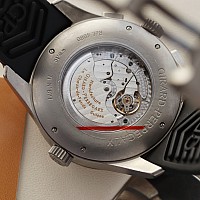 Girard Perregaux World Timer WW.TC 43mm Chronograph KOMISE 420190077