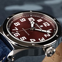 Steinhart Military 47 automatic red