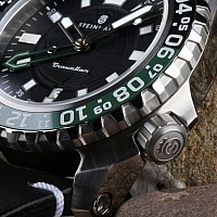 Steinhart TRAVELER GMT green