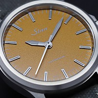 Sinn 556 Citrine Yellow