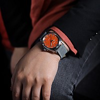 Sinn 556 Carnelian Red