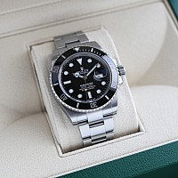 Rolex Submariner 126610LN KOMISE 420220074