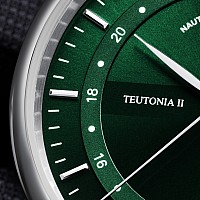 Mühle-Glashütte Teutonia II GMT Forest Green