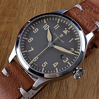 Steinhart Nav B-Uhr 42 Vintage Beige A-Muster