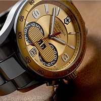 Victorinox Chrono Classic 1/100 gold steel