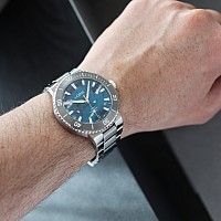 Oris Aquis Date Upcycle 01 400 7790 4150-07 8 23 02PEB KOMISE 420250018