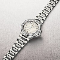 Oris Aquis Date Diamonds 01 733 7792 4956-07 8 19 05P