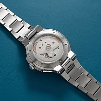 Oris Aquis Date Upcycle 01 400 7790 4150-07 8 23 02PEB