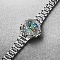 Oris Aquis Date Upcycle 01 733 7792 4150-07 8 19 05P