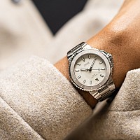 Oris Aquis Date 01 733 7792 4151-07 8 19 05P