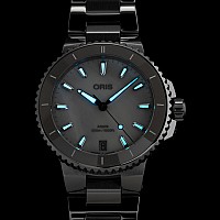 Oris Aquis Date 01 733 7792 4151-07 8 19 05P