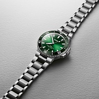 Oris Aquis Date 01 733 7787 4157-07 8 22 04PEB