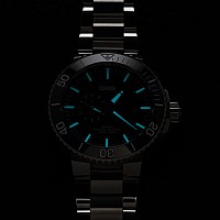 Oris Aquis Small Second Date 01 743 7733 4155-07 8 24 05PEB