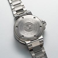 Oris Aquis Small Second Date 01 743 7733 4155-07 8 24 05PEB