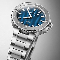 Oris Aquis Date 01 733 7770 4155-07 8 18 05P
