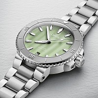 Oris Aquis Date 01 733 7770 4157-07 8 18 05P