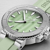 Oris Aquis Date 01 733 7770 4157-07 4 18 67FC