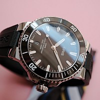 Oris Aquis Date 41,5 mm KOMISE 420260007