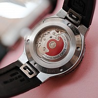 Oris Aquis Date 41,5 mm KOMISE 420260007