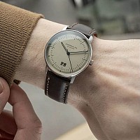 Sternglas Naos Big Date S01-NAG26-BR03