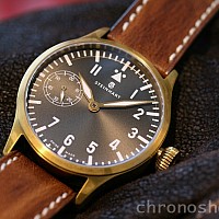 Steinhart Nav B-Uhr 47 Handaufzug Bronze Limited Edition