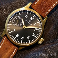 Steinhart Nav B-Uhr 44 Handaufzug Bronze Limited Edition