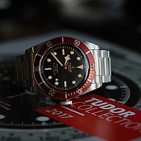 Tudor Heritage Black Bay Red KOMISE 420170064